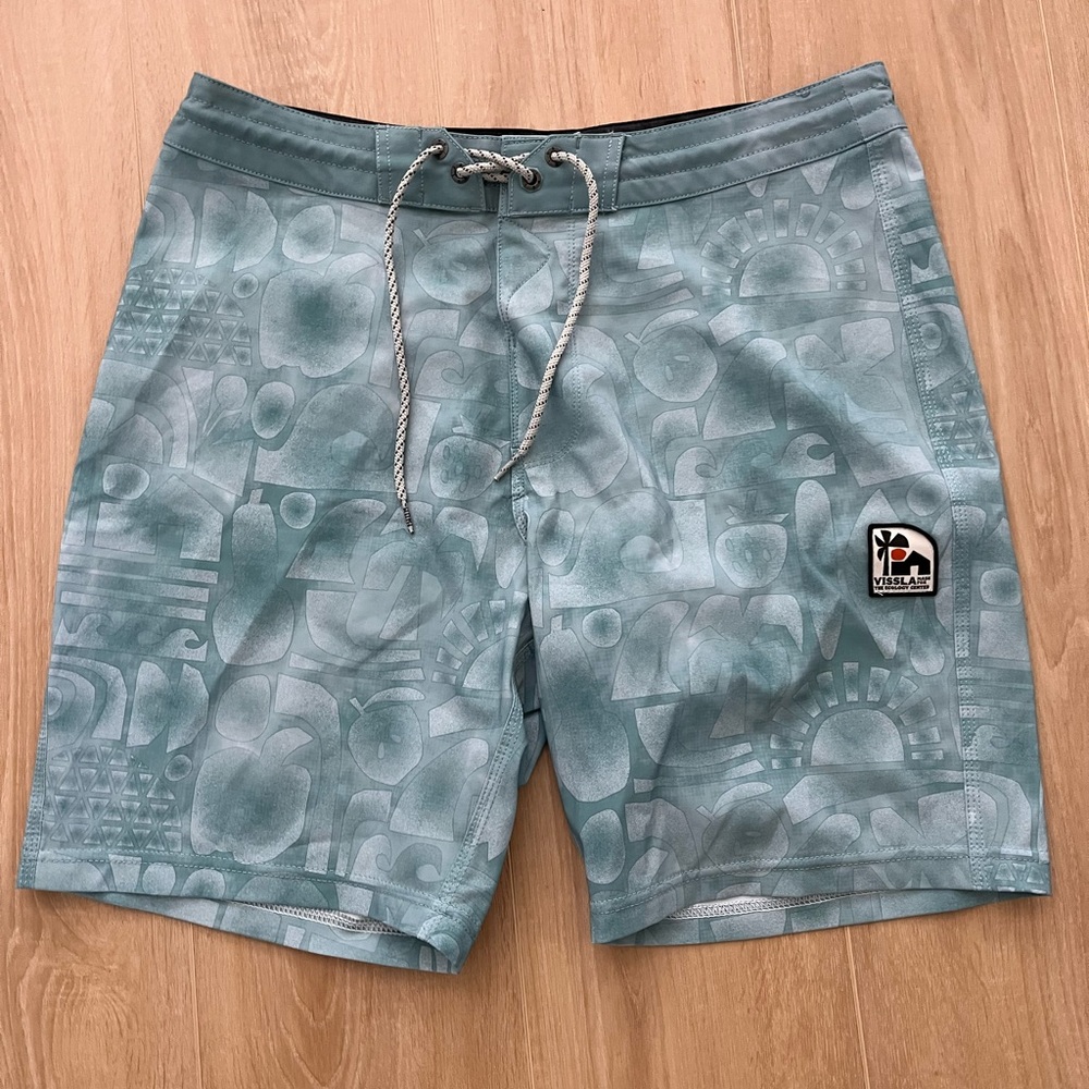 VISSLA Abstract Patterned Swim Shorts - Teal